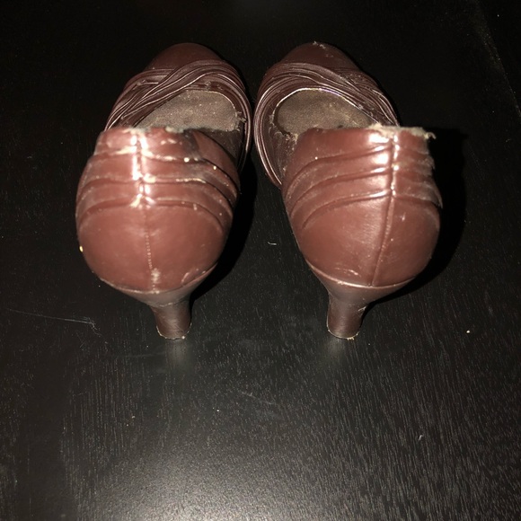 Piper and Blue Brown Heels - Picture 3 of 3